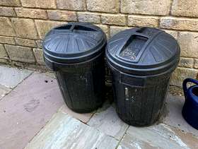 Freecycle 2 x 80ltr black dustbins