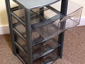 Freecycle Plastic drawers