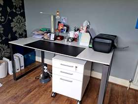 Freecycle Desk + Drawer cabinet