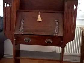 Freecycle Oak Arts and Crafts Bureau