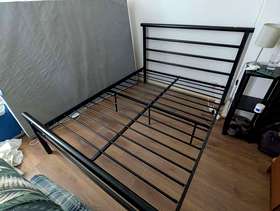 Freecycle Bed frame double