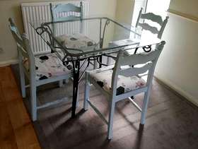 Freecycle Dining table & chairs