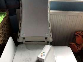 Freecycle Bath Chair Lift