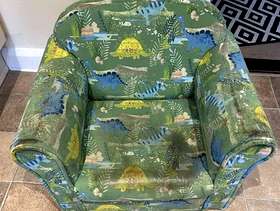 Freecycle Small kids arms chair