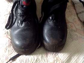 Freecycle Chukka boots size 6