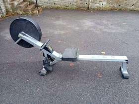 Freecycle V-fit Air rowing machine