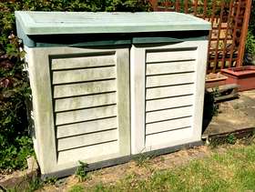 Freecycle Keter Garden Storage Box