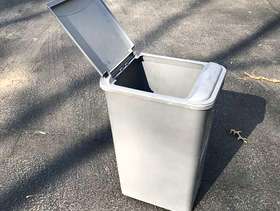 Freecycle Flip-lid Trash Can (probably fits standard cabinet insert)