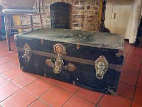 Freecycle Tin trunk