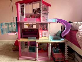 Freecycle Barbie dream house