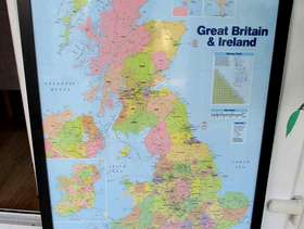 Freecycle Large framed gb & ireland map