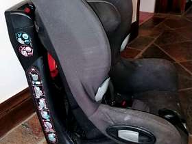 Freecycle Maxi-Cosi Axiss swivelling toddler car seat