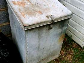 Freecycle Metal box