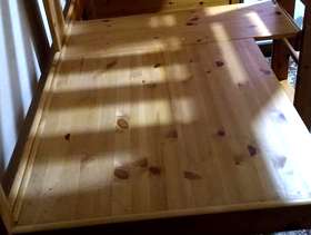 Freecycle Bunk bed integral desk & second bed