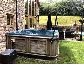 Freecycle Artic Spa Hot Tub
