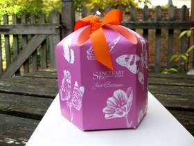 Freecycle Sanctuary Spa Gift Set