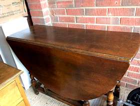 Freecycle Dark oak gatelegged table