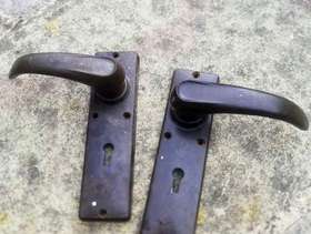 Freecycle Bakelite Handles