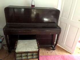 Freecycle Upright piano