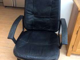 Freecycle Black leather Office chair
