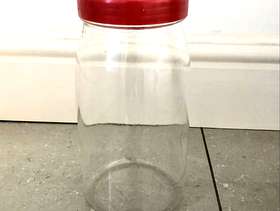 Freecycle Large Glass Storage Jars with Plastic Lid Like New