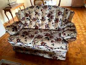 Freecycle Broyhill Loveseats