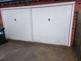 Freecycle Henderson Garage doors