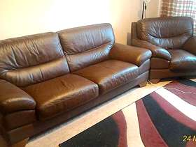 Freecycle Leather Sofa from DFS 3 + 1 in very good ...