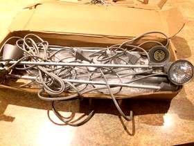 Freecycle Lights x 4 for Exhibition Stands or Displays - Collect ...
