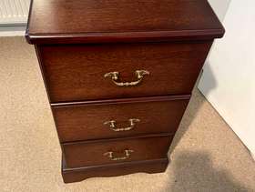 Freecycle Solid wood 3 Drawer Chest