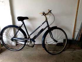 Freecycle Old ladies bicycle