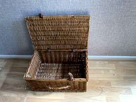 Freecycle Large wicker hamper