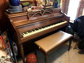 Freecycle Low standup(studio) piano with bench