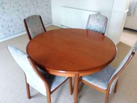 Freecycle Dining table and 4 chairs