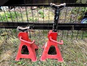 Freecycle 2 x 2 tonne axel stands