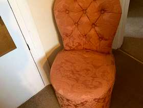 Freecycle Boudoir chair - Pink colour