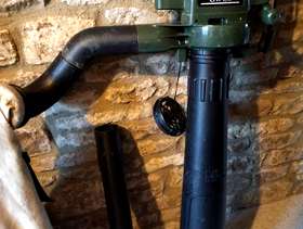 Freecycle Black & Decker G150 garden vac/leaf blower