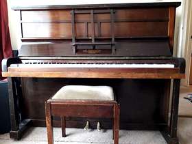 Freecycle Upright piano