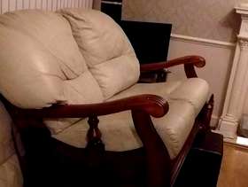 Freecycle 3 & 2 seater sofas