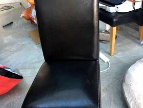 Freecycle Dining table chairs