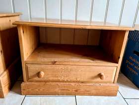Freecycle Low cabinet