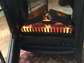 Freecycle Dimplex log effect fire