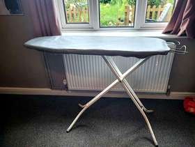Freecycle Ironing board to give away