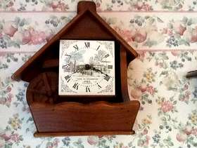 Freecycle Wooden clock