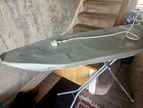 Freecycle Ironing board,Iron & Iron holder.