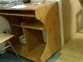 Freecycle Computer desk