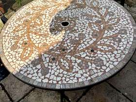Freecycle Round garden table