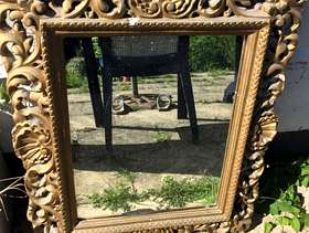 Freecycle Ornate mirror (frame damaged)