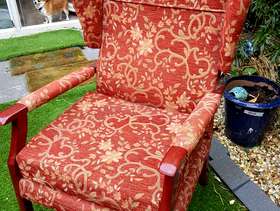 Freecycle High back chair and chair cover