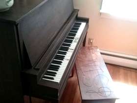 Freecycle Upright piano